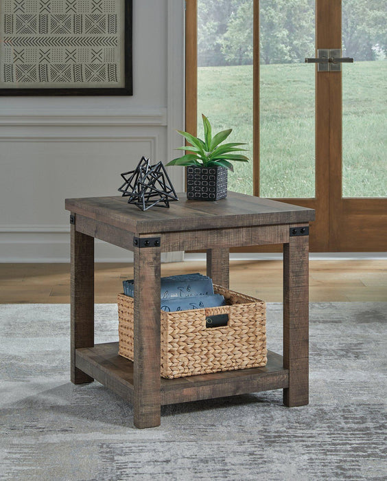 Hollum End Table